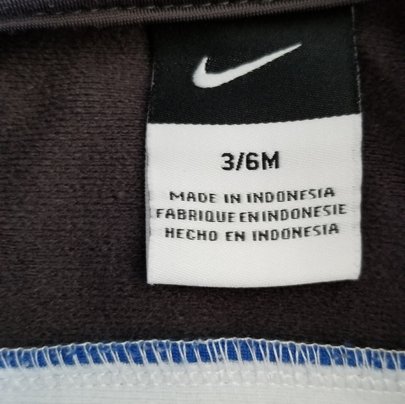 Nike Training Jacket - Picture 5 of 6